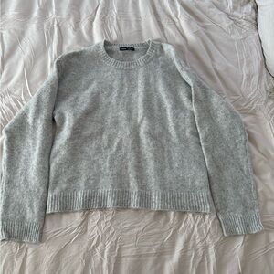 SHEIN Light Gray Women's Crew Neck Sweater